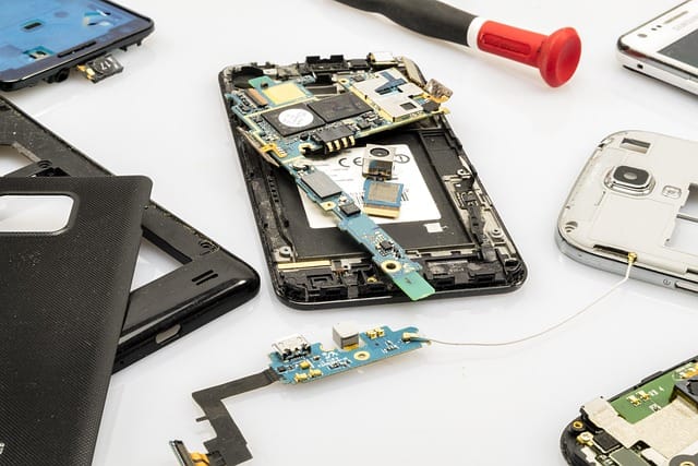Internal Parts of a Mobile